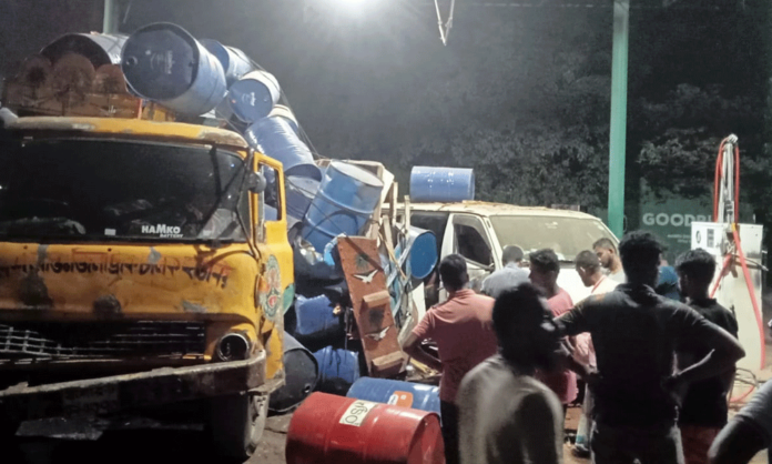 সাভারে সিএনজি স্টেশনে সিলিন্ডার বিস্ফোরণ, আহত চারজনের দুজন আশঙ্কাজনক