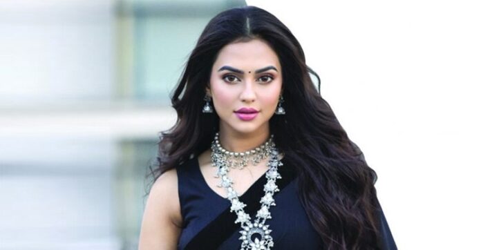 নায়িকা নুসরাত ফারিয়াকে গ্রেপ্তার, ভাটারা থানার মামলায় সোমবার রিমান্ড আবেদন