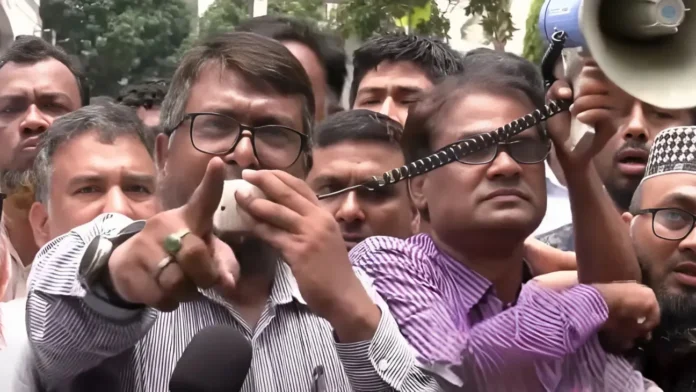 চাকরি অধ্যাদেশ নিয়ে উত্তপ্ত