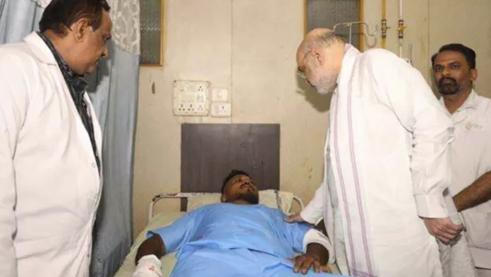 এয়ার ইন্ডিয়া দুর্ঘটনায় একমাত্র বেঁচে যাওয়া যাত্রীর গল্প