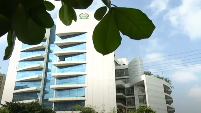 জাতীয় নির্বাচন সামনে রেখে প্রস্তুতি জোরদারে নির্বাচন কমিশন