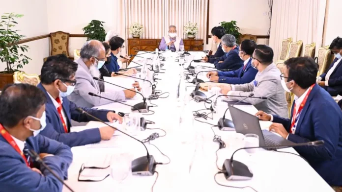 নদীপথ রক্ষা ও পরিবেশের গুরুত্ব বিবেচনায় উন্নয়ন চান প্রধান উপদেষ্টা