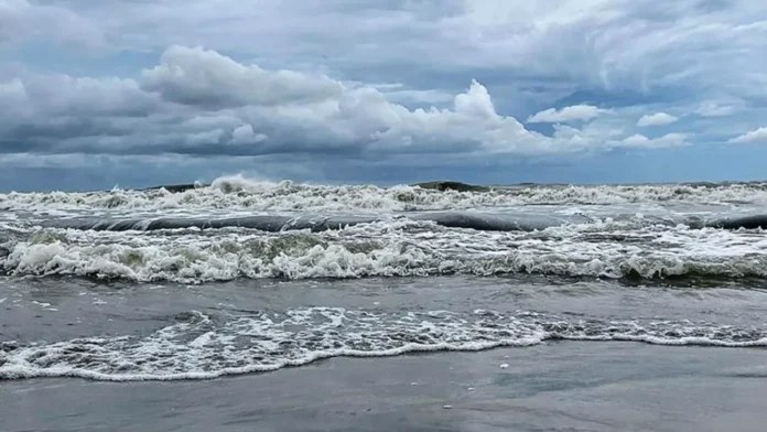 আগামী ২৪ ঘণ্টায় বঙ্গোপসাগরে নিম্নচাপের আশঙ্কা
