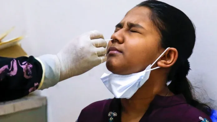 ২৪ ঘণ্টায় দেশে ১৩ জনের করোনা শনাক্ত, মৃত্যু হয়নি