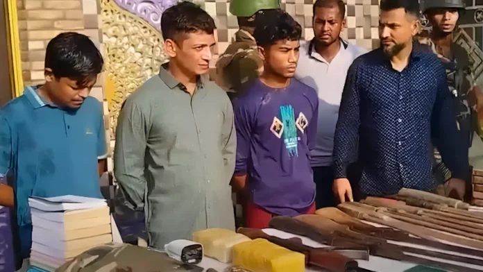সেনাবাহিনীর অভিযানে শাহীন ডাকাত গ্রেপ্তার