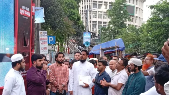 আক্রমণের প্রতিবাদে এনসিপির হুঁশিয়ারি, নতুন বাংলাদেশ গঠনের আন্দোলন চলবে