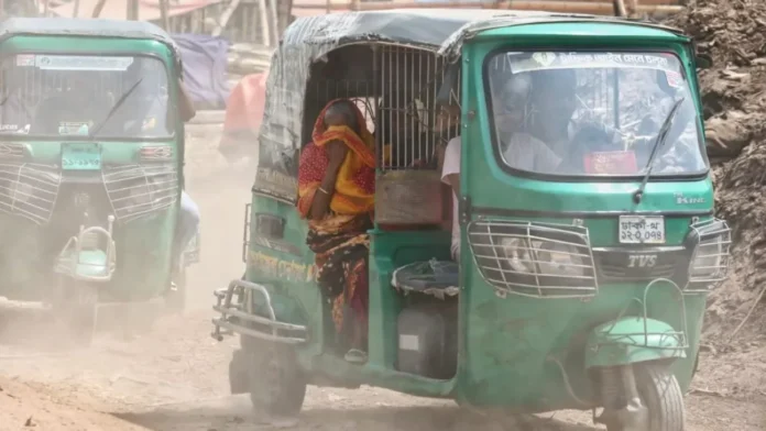 ঢাকার বাতাসের মান কিছুটা উন্নত, এয়ার কোয়ালিটি সূচকে ৩১ নম্বরে
