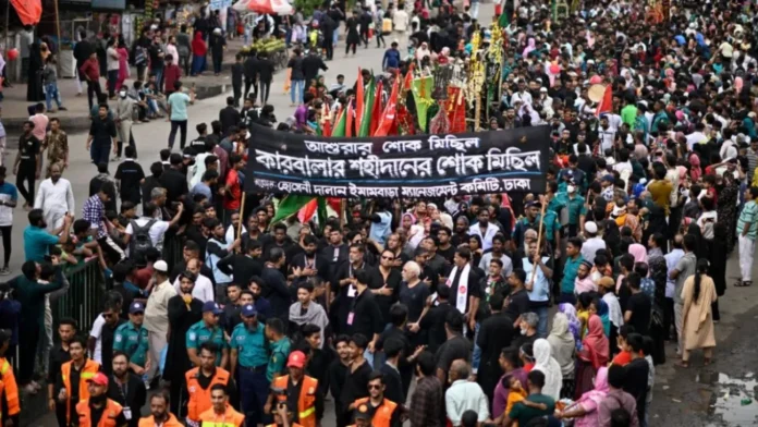 ঢাকায় শান্তিপূর্ণভাবে পালিত হয়েছে আশুরার তাজিয়া মিছিল