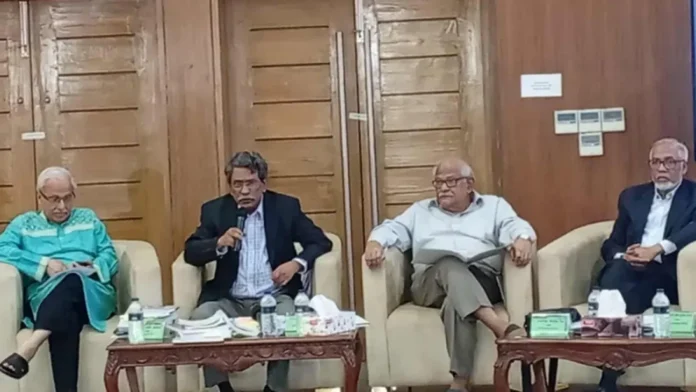 সব পক্ষের মতামতকে গুরুত্ব দিয়ে চলছে কমিশনের কাজ: ড. আলী রিয়াজ