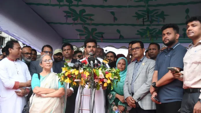 ঢাকায় শহীদ জুনাইদ চত্বর ও শহীদ আনাস সড়কের নামফলক উন্মোচন