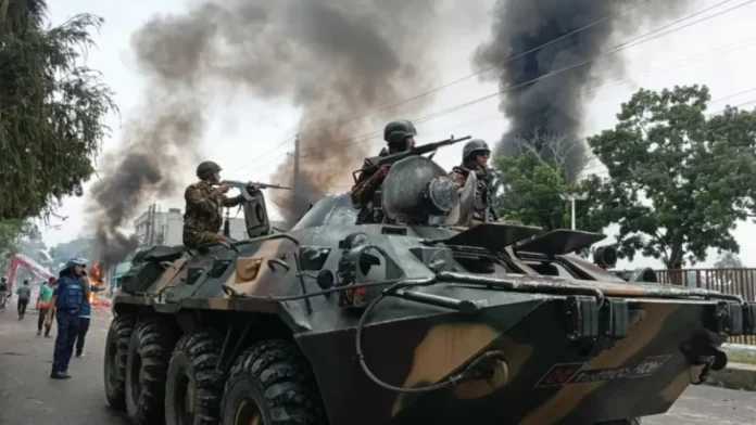 গোপালগঞ্জে সহিংসতা, সেনা-বিজিবি মোতায়েনসহ কারফিউ জারি