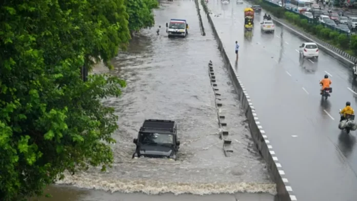 ভারতের শহরগুলোর জলাবদ্ধতা বাড়ছে, পরিকল্পনায় পরিবর্তন জরুরি