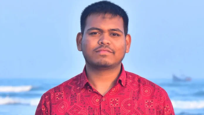 ডাকসু নির্বাচনে অংশগ্রহণের কারণে মহিন সরকারকে বহিষ্কার করলো ন্যাশনাল সিটিজেন পার্টি