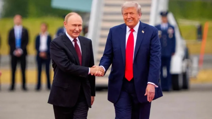 ট্রাম্পের ঘোষণা, দুই সপ্তাহের মধ্যে ইউক্রেন যুদ্ধ নিয়ে গুরুত্বপূর্ণ সিদ্ধান্ত