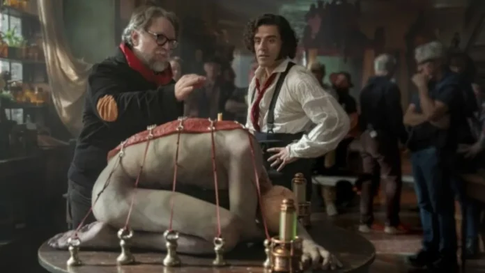 ভেনিস চলচ্চিত্র উৎসবে দেল তোরোর ‘ফ্রাঙ্কেনস্টাইন’ এর বিশ্ব প্রিমিয়ার