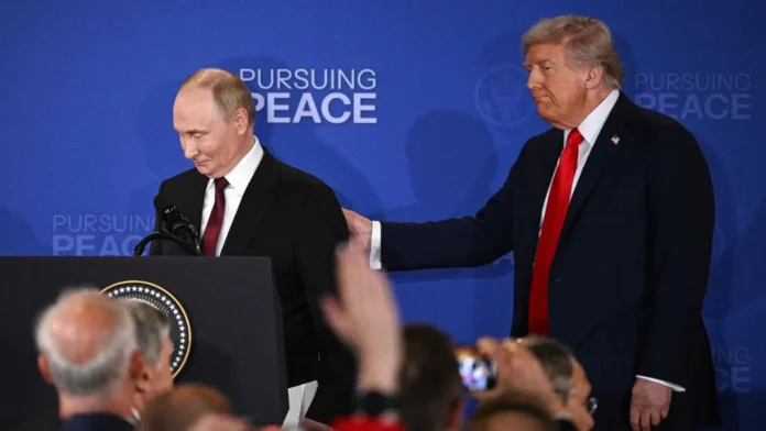 আলাস্কায় ট্রাম্প-পুতিন বৈঠক: ইউক্রেন যুদ্ধ নিয়ে কোনো চূড়ান্ত চুক্তি হয়নি