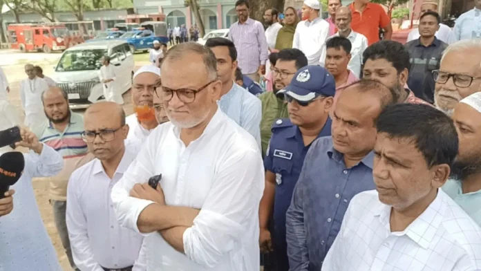 যুক্তরাষ্ট্রের সঙ্গে শুল্ক চুক্তি প্রকাশে শর্ত দিলেন বাণিজ্য উপদেষ্টা