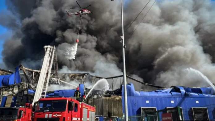 রাশিয়ার হামলায় জাপোরিজিয়ায় ১৩ জন আহত, জেলেনস্কি ইউরোপকে বায়ু প্রতিরক্ষা ব্যবস্থা শক্ত করার আহ্বান