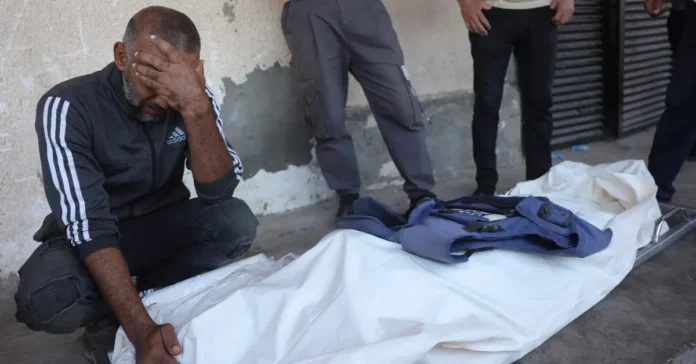 গাজার সরকার অভিযোগ: যুদ্ধবিরতির পর ইসরায়েলি হামলায় নিহত ৯৭