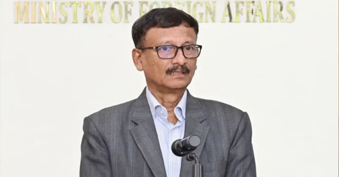 ভারতকে পাল্টা প্রশ্ন না করায় সাংবাদিকদের প্রতি বিস্ময় তৌহিদ হোসেনের, শেখ হাসিনার প্রত্যাবর্তনে ভারতের সাড়া নেই ভারতকে পাল্টা প্রশ্ন না করায় সাংবাদিকদের প্রতি বিস্ময় তৌহিদ হোসেনের, শেখ হাসিনার প্রত্যাবর্তনে ভারতের সাড়া নেই