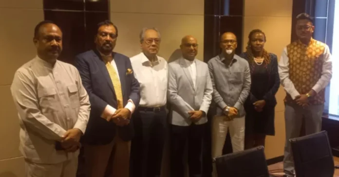 কমনওয়েলথ প্রতিনিধি দলের সঙ্গে জাতীয় পার্টির বৈঠক, নির্বাচনী পরিবেশ নিয়ে আলোচনা কমনওয়েলথ প্রতিনিধি দলের সঙ্গে জাতীয় পার্টির বৈঠক, নির্বাচনী পরিবেশ নিয়ে আলোচনা