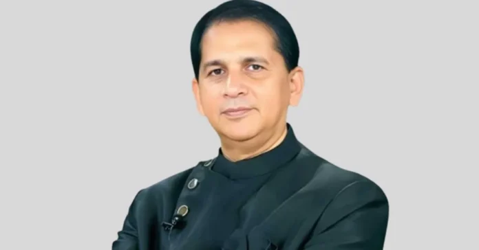 ঢাকায় আদালতে হামলার শিকার বিএসবি গ্লোবাল চেয়ারম্যান খায়রুল বাশার ঢাকায় আদালতে হামলার শিকার বিএসবি গ্লোবাল চেয়ারম্যান খায়রুল বাশার