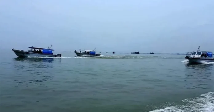 দেশজুড়ে জাটকা ধরায় নিষেধাজ্ঞা কার্যকর, ২০২৬ সালের জুন পর্যন্ত বলবৎ দেশজুড়ে জাটকা ধরায় নিষেধাজ্ঞা কার্যকর, ২০২৬ সালের জুন পর্যন্ত বলবৎ