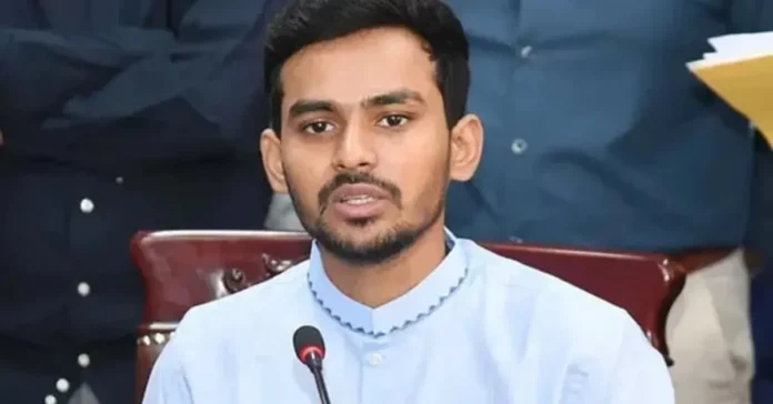 ঢাকার আসনে নির্বাচন করবেন আসিফ মাহমুদ, বিএনপির সাথে জোটের গুঞ্জন নাকচ