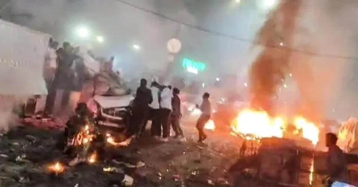 দিল্লির লালকেল্লার কাছে বিস্ফোরণে অন্তত ৮ নিহত, দিল্লি মুম্বাইয়ে উচ্চ সতর্কতা