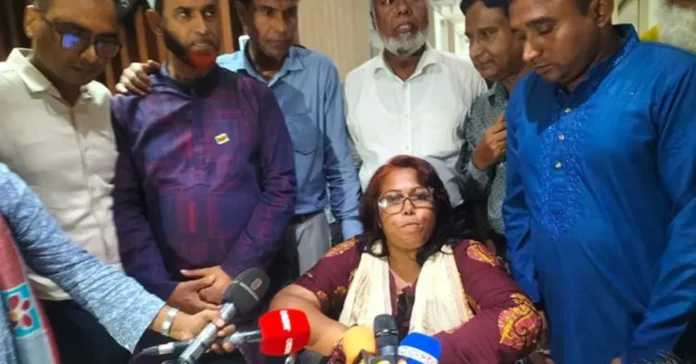 ১১তম গ্রেডে সুবিধার আশ্বাসে প্রাথমিক শিক্ষকদের কর্মসূচি প্রত্যাহার