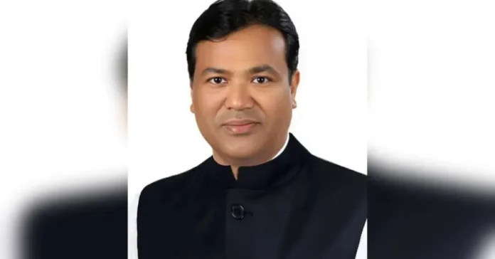 বাইরার সাবেক নেতা ফখরুল ইসলাম গ্রেপ্তার হয়ে শর্তসাপেক্ষে মুক্ত, মানবপাচার মামলায় তদন্ত চলমান