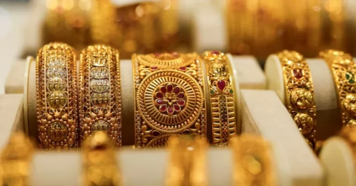 ২৪ ঘণ্টায় ফের সোনা দাম বেড়েছে, ২২ ক্যারেট ভরি ২,০৮,৪৭১ টাকা নির্ধারণ