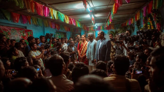 ডিআরইউতে পুতুল নাচ প্রদর্শনীর উদ্বোধন করছেন তথ্যমন্ত্রী জহির উদ্দিন স্বপন।